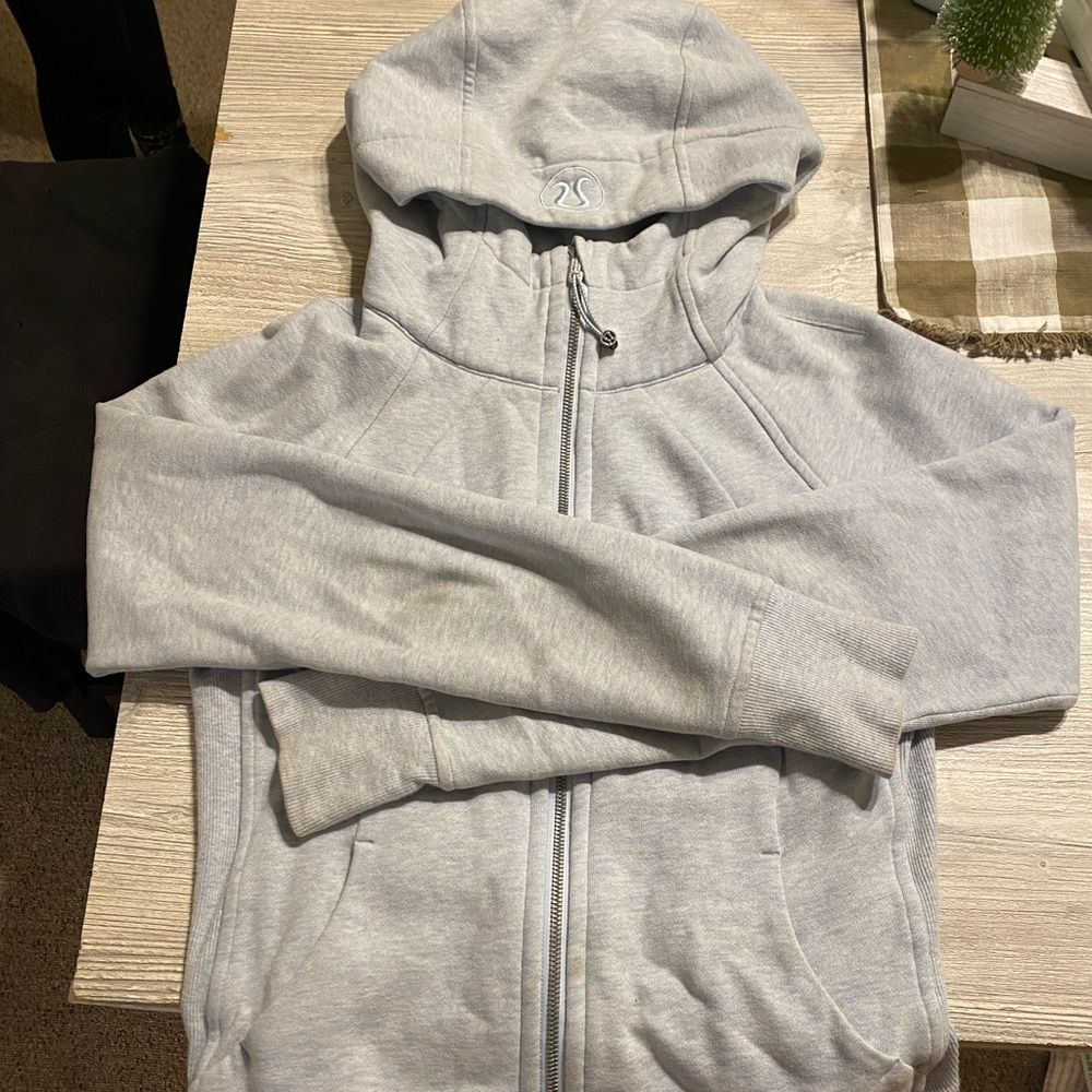 Size 8 Lululemon Scuba Hoodie